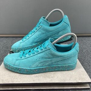 Puma Aqua Suede Sneakers with Speckled Sole Sz 7 C